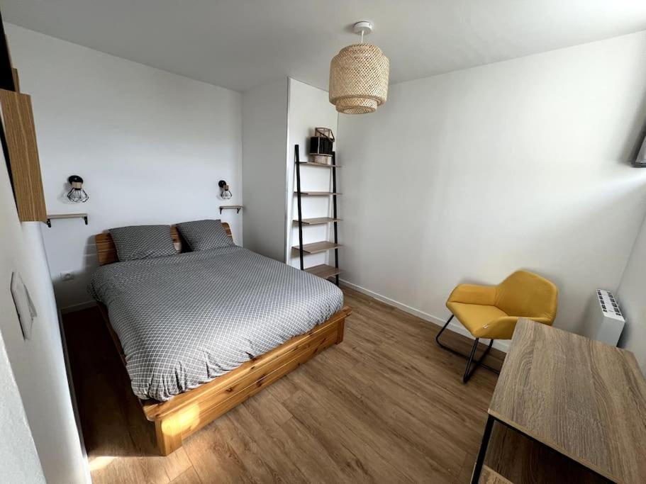 Appartement Avec Belle Vue Ouzouer-Sur-Trezee Extérieur photo